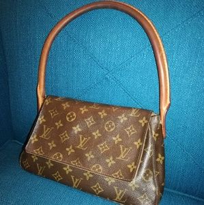 Louis Vuitton "Mini Looping" Shoulder Bag